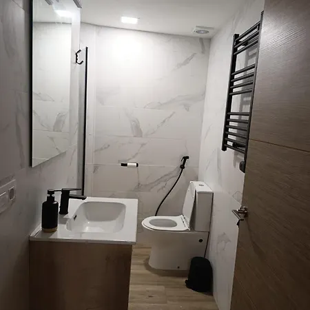 J&c Apartment *